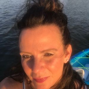 Meet your Posher, Regina